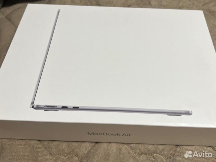 Macbook air 13.6 2022 512g