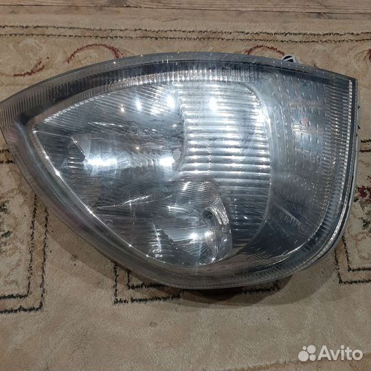 Фара правая Renault Master