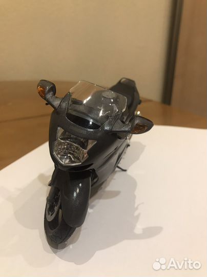 Сборная модель мотоцикла honda CBR 1100XX