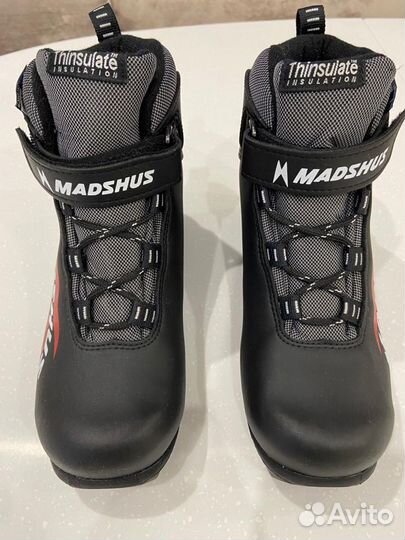 Лыжные ботинки детские