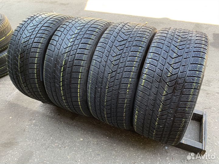 Pirelli Scorpion Winter RFT 315/35 R20 и 275/45 R20