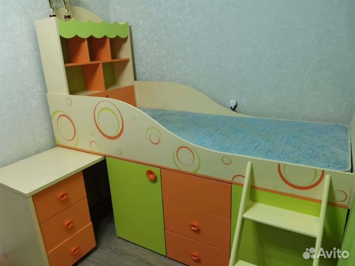 Кровать чердак