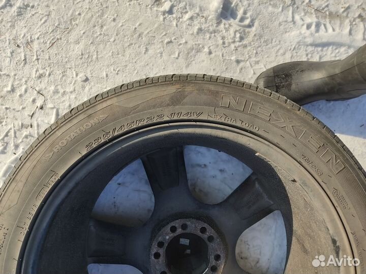 Nexen Roadian HP 285/45 R22