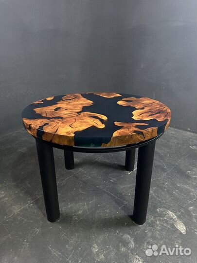 Стол из массива граба