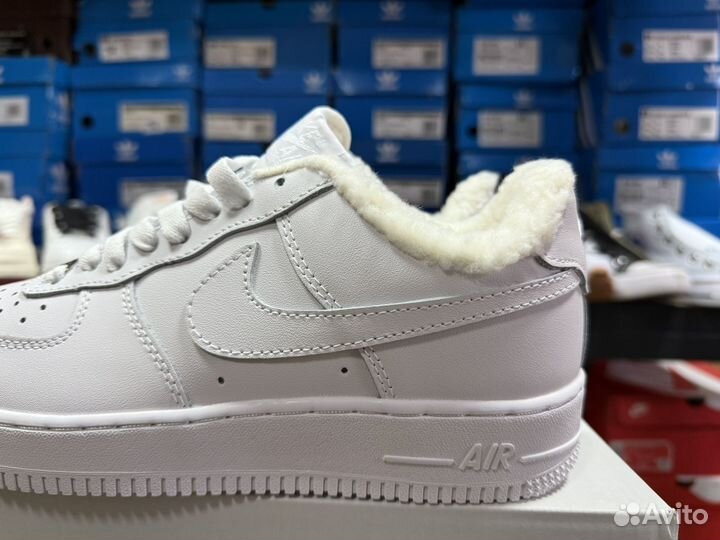 Кроссовки Nike Air Force на меху