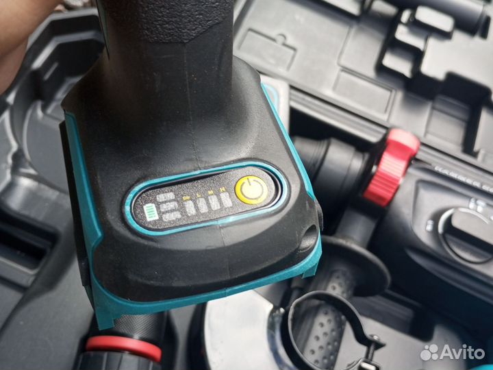 Аккумуляторный набор makita 4 в 1