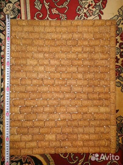 Коврик из пробок