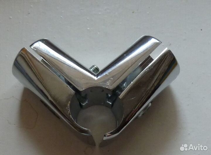 Крепеж заглушка труб 