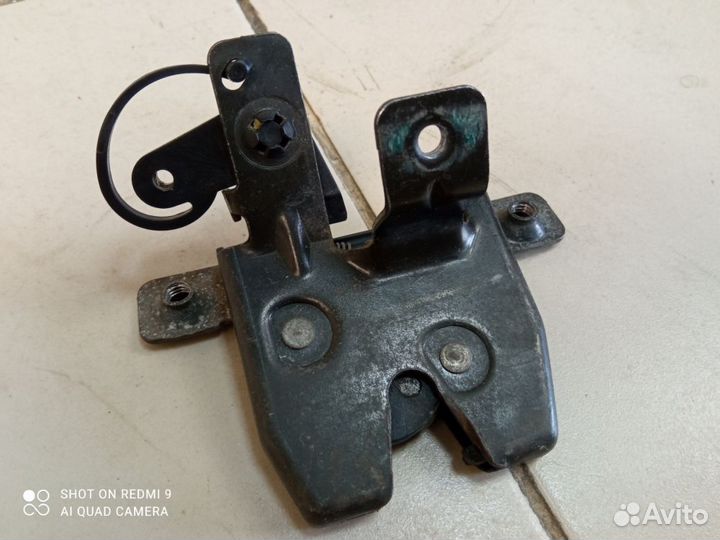 Замок крышки багажника BMW E36 cupe