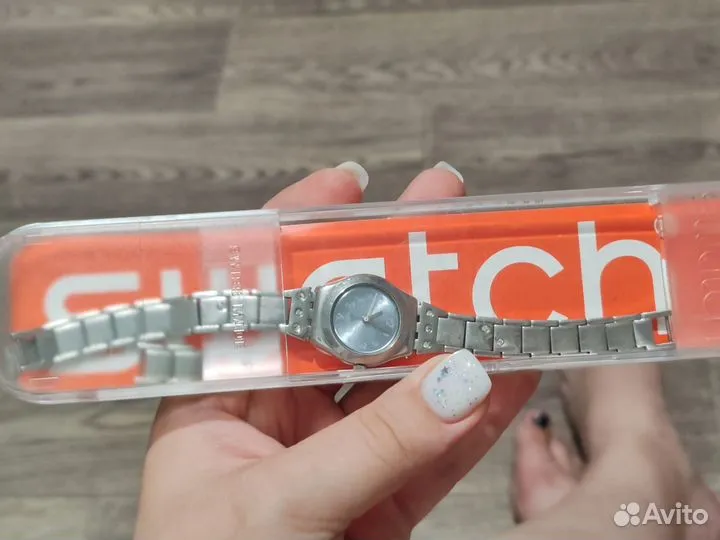 Часы swatch женские