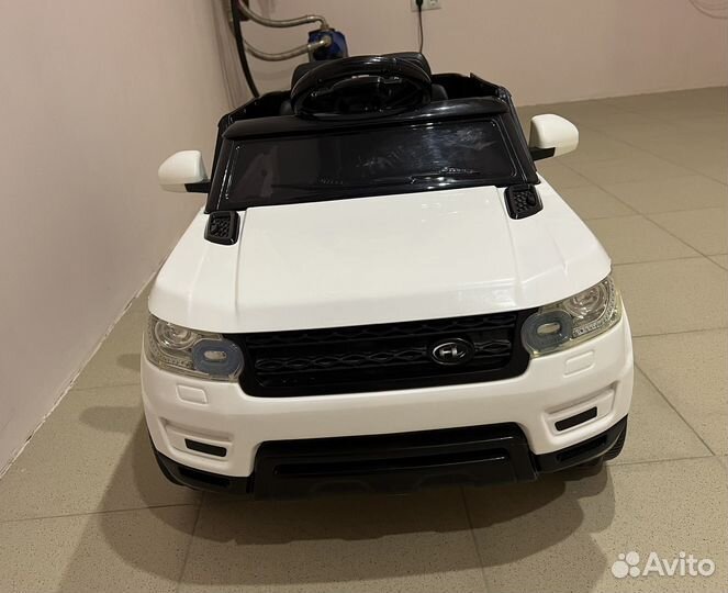 Детский электромобиль