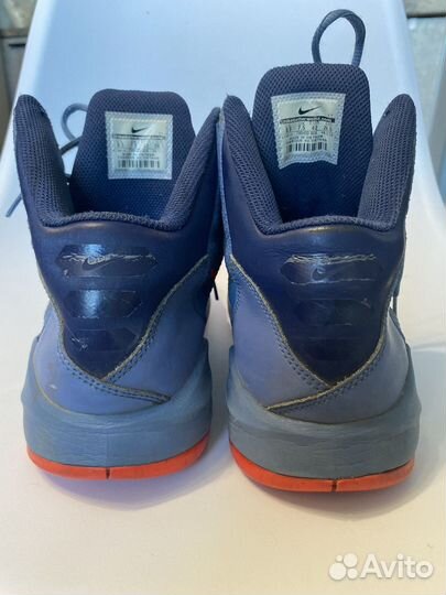 Баскетбольные кроссовки Nike zoom without a doubt