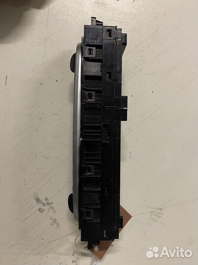 Блок управления отопителем Renault Megane 3