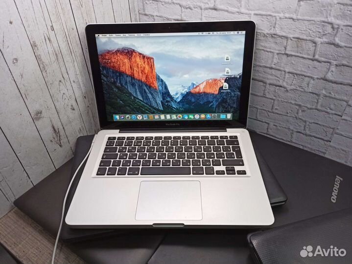 Ноутбуки продаются из закрытых офисов города