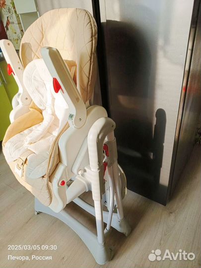 Стульчик для кормления