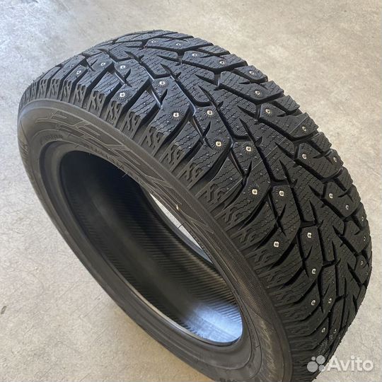 Yokohama Ice Guard Stud IG55 215/65 R16 102T