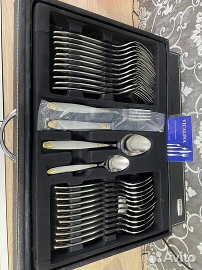 Столовый набор приборов большой