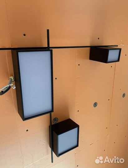 Светильник потолочный с пультом управления