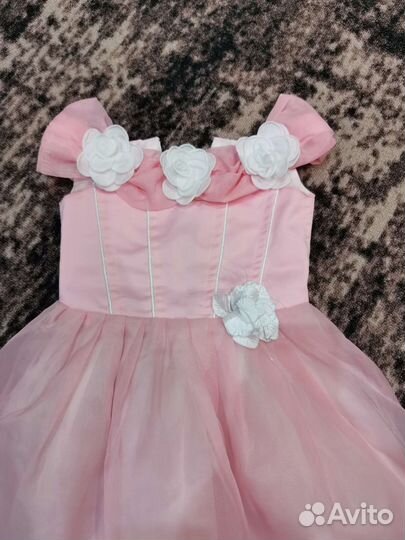 Нарядные платья для девочки 4-5 лет