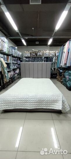 Покрывало велюровое стёганое