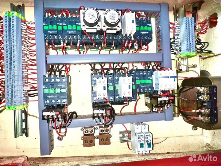 Радиально сверлильный Станок 2А554ф1