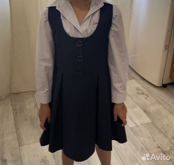 Школьные вещи на девочку 128-134