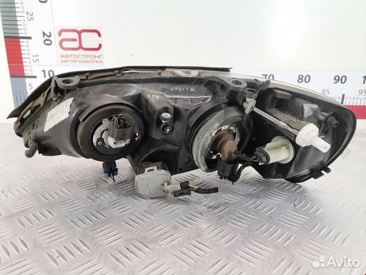 Фара передняя для Opel Astra G 93175369
