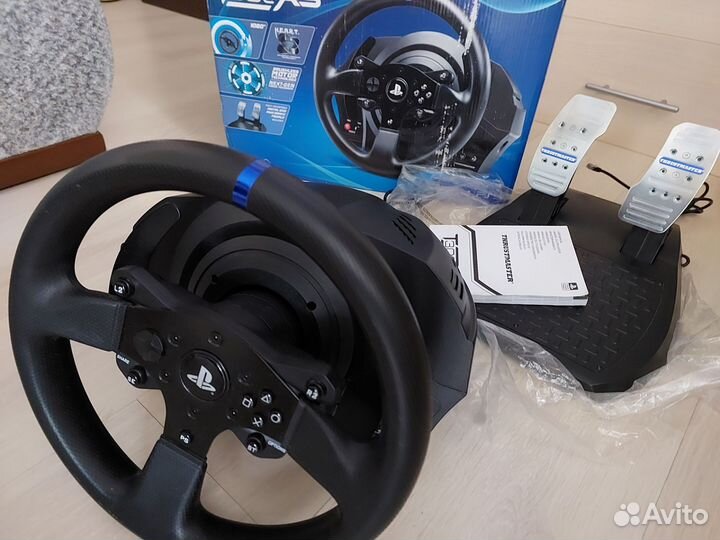Руль Thrustmaster t300 rs