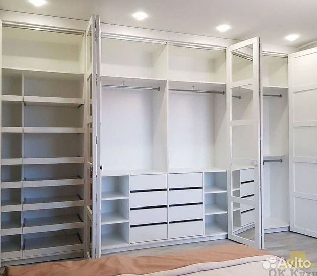 Шкаф распашной