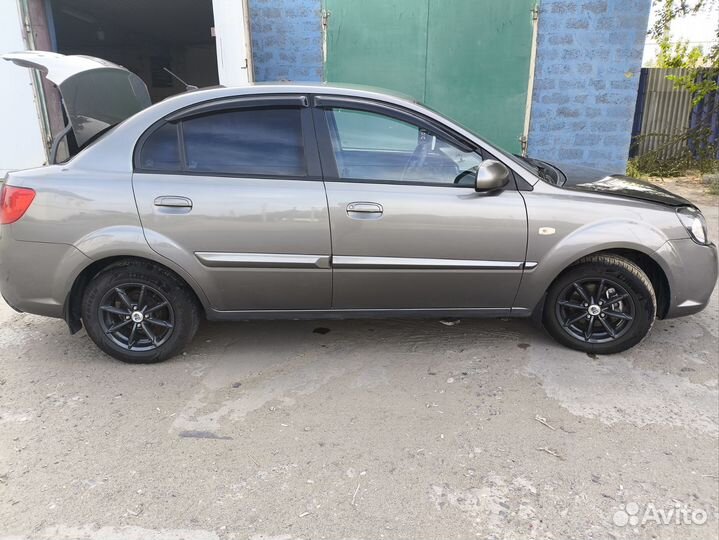 Kia Rio 1.4 AT, 2011, 160 000 км