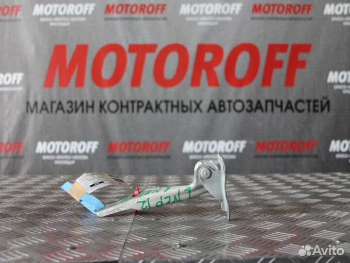 Шарнир капота Тойота Витц/Платц NCP20/NCP10 А455