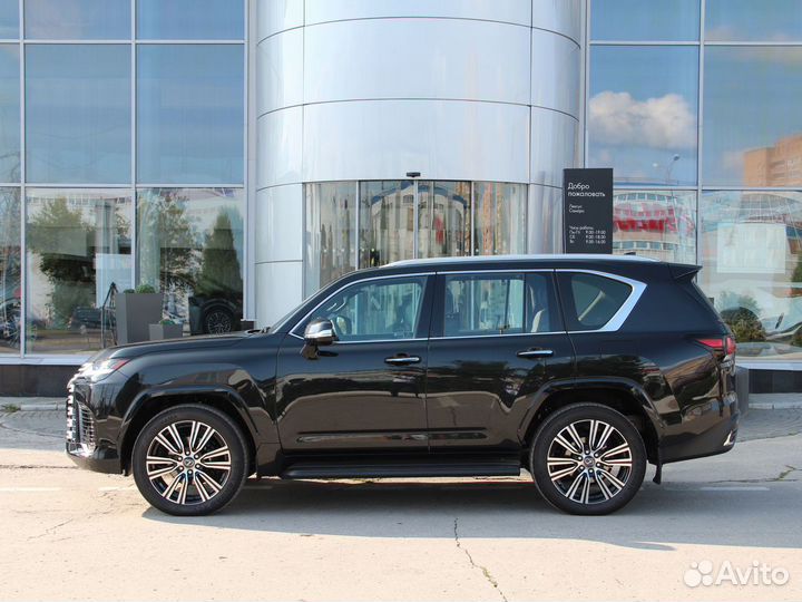 Lexus LX 3.3 AT, 2024