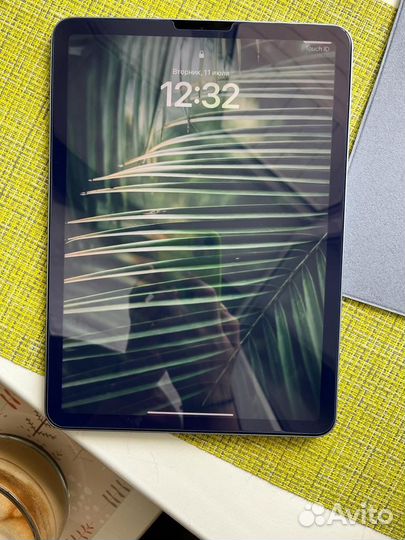 Планшет apple iPad Air 4 64 GB