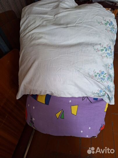 Подушки перьевые бу 70х70, одеяло