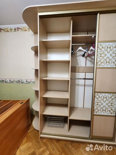 Шкаф для одежды бу