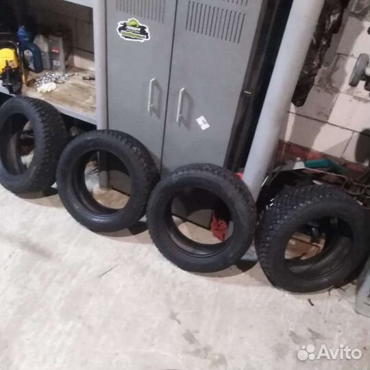 Bfgoodrich G-Force Stud 185/60 R15 88Q