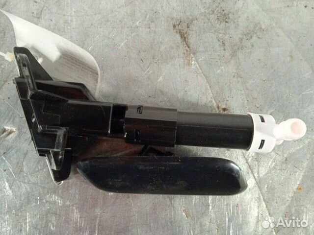 Форсунка омывателя фары правая Honda Civic 8 4D