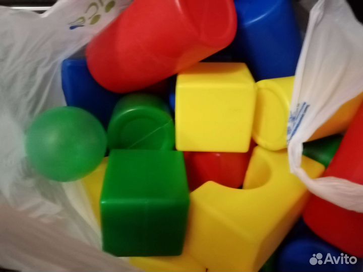 Кубики пластмасовые
