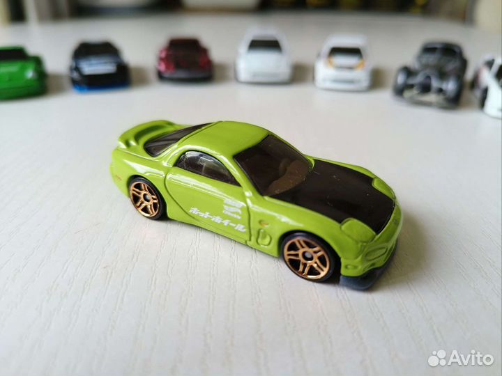 Лот Hot Wheels