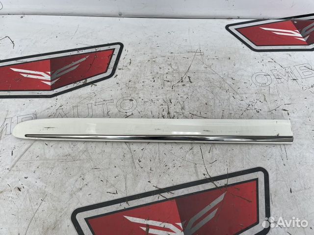 Молдинг задней левой двери Мерседес W211