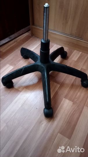 Крестовина и газлифт для компьютерного кресла