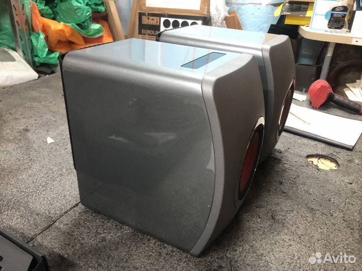 Полочная акустика KEF LS50 Wireless Titanium Grey