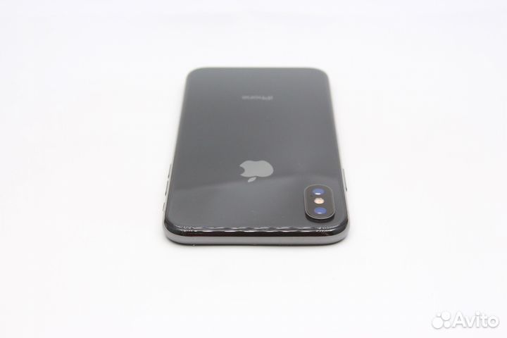 iPhone X, 64 ГБ