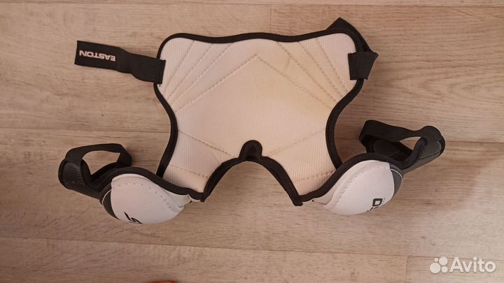 Нагрудник хоккейный детский