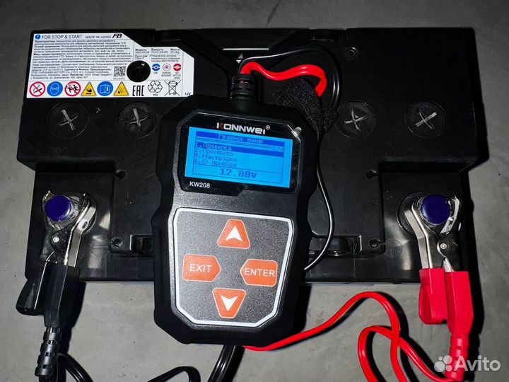 Аккумулятор для запуска двигателя авто 390LN3-IS