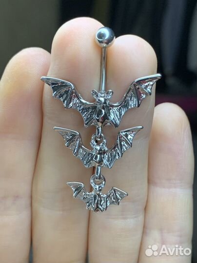 Пирсинг в пупок, гипоаллергенный. Пирсинг женский