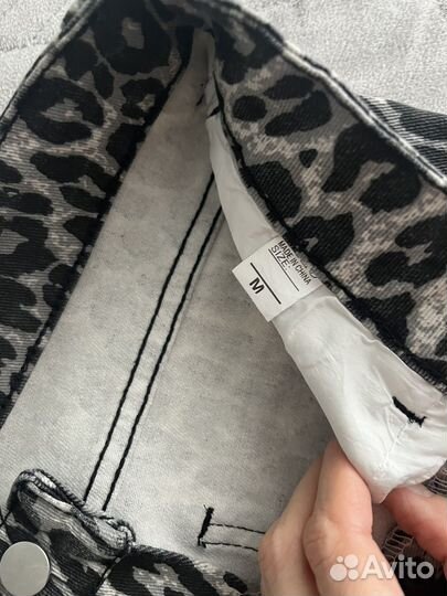 Леопардовые джинсы 44