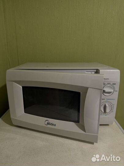Микроволновая печь midea б/у