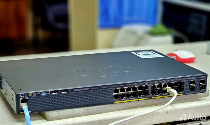 Коммутатор Cisco WS-C2960X-24TS-L V03