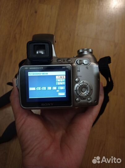 Фотоаппарат Sony DSC-H1